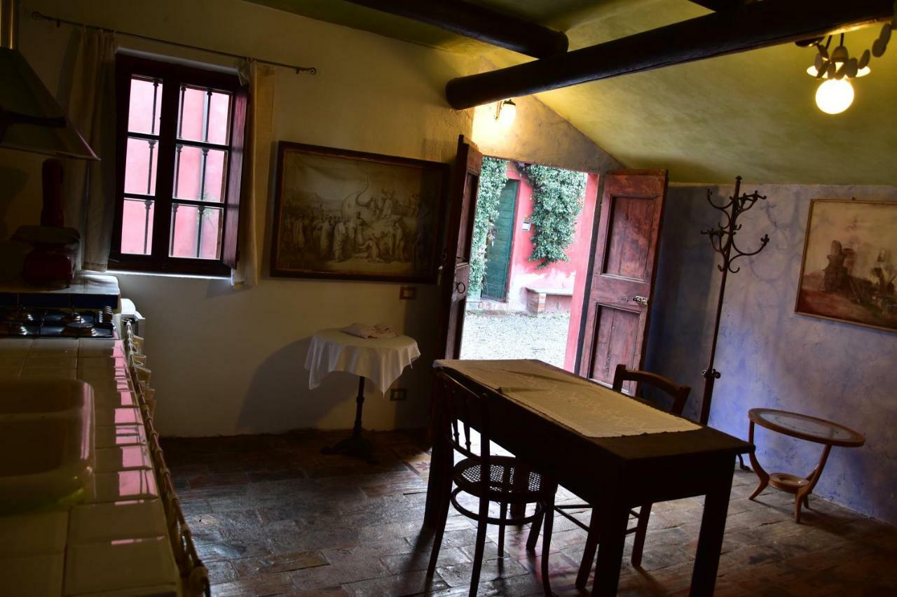 Casarossa Villa Rivergaro Ruang foto